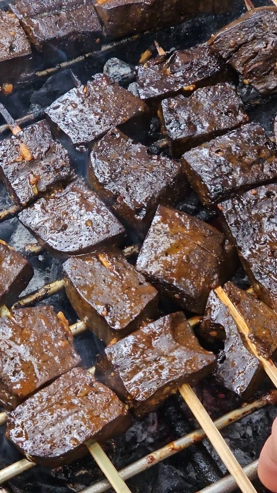 Must-Try Street Foods in Manila