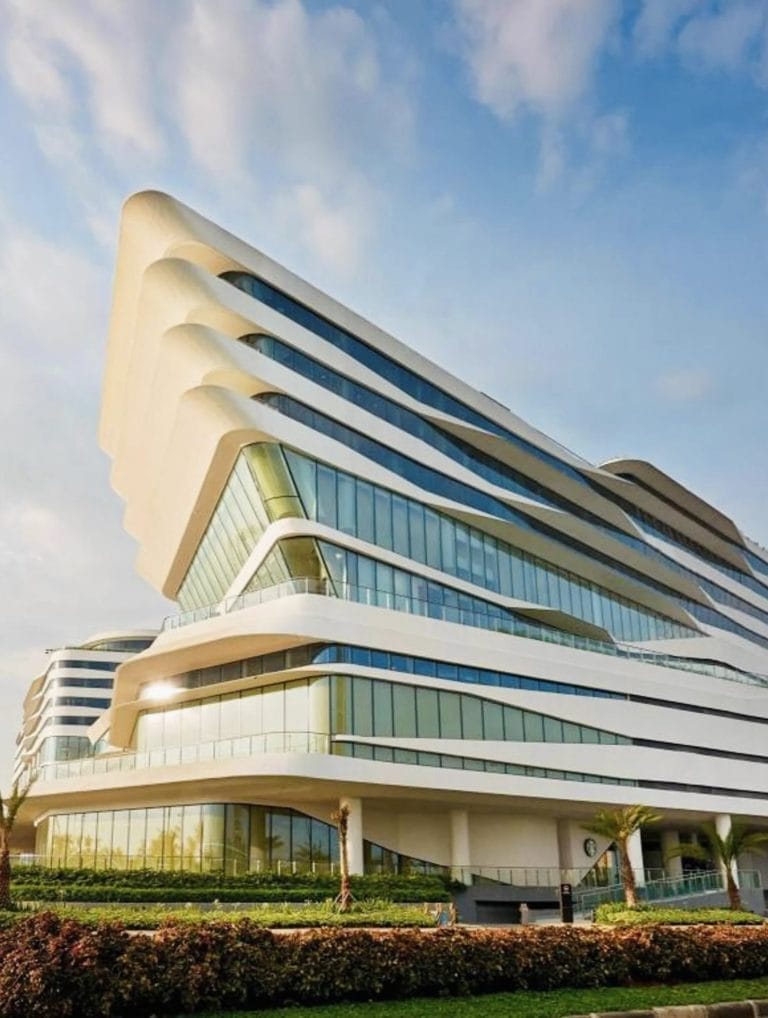 15+ Must-Visit Malls in Manila for Luxury Shopping (2025 Guide)