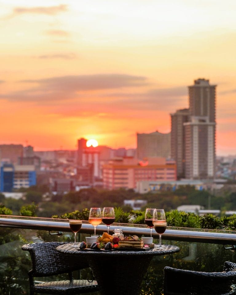 20+ Best Hotels in Manila with Stunning Rooftop Views