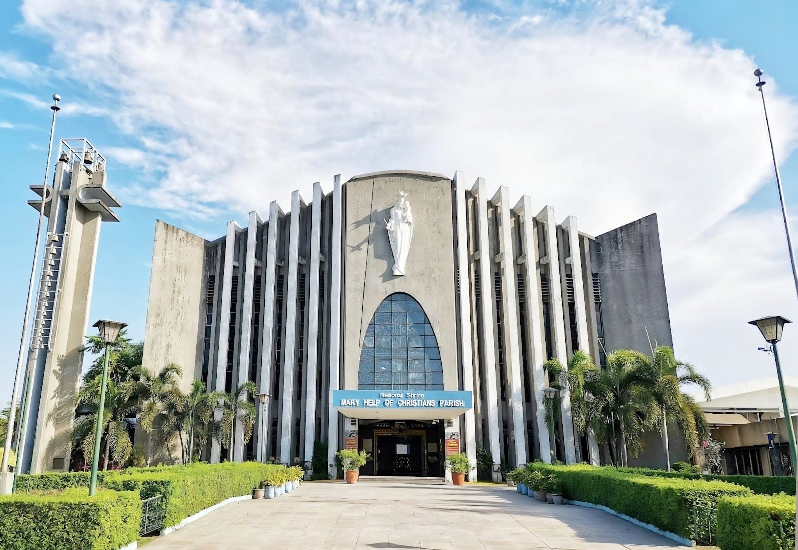 Churches in Manila