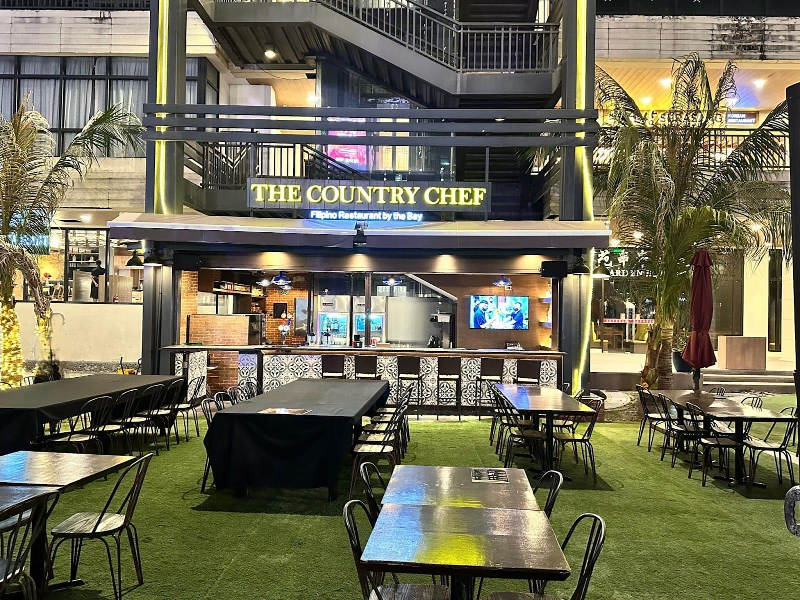 Seafood restaurants near Manila Bay