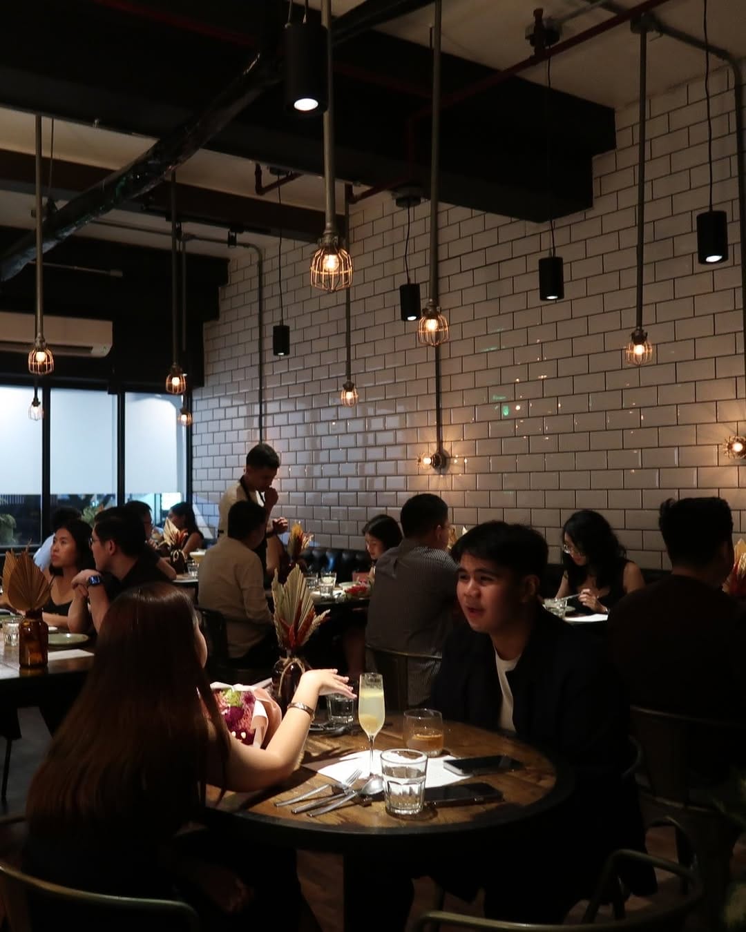 Budget-friendly date spots in Manila