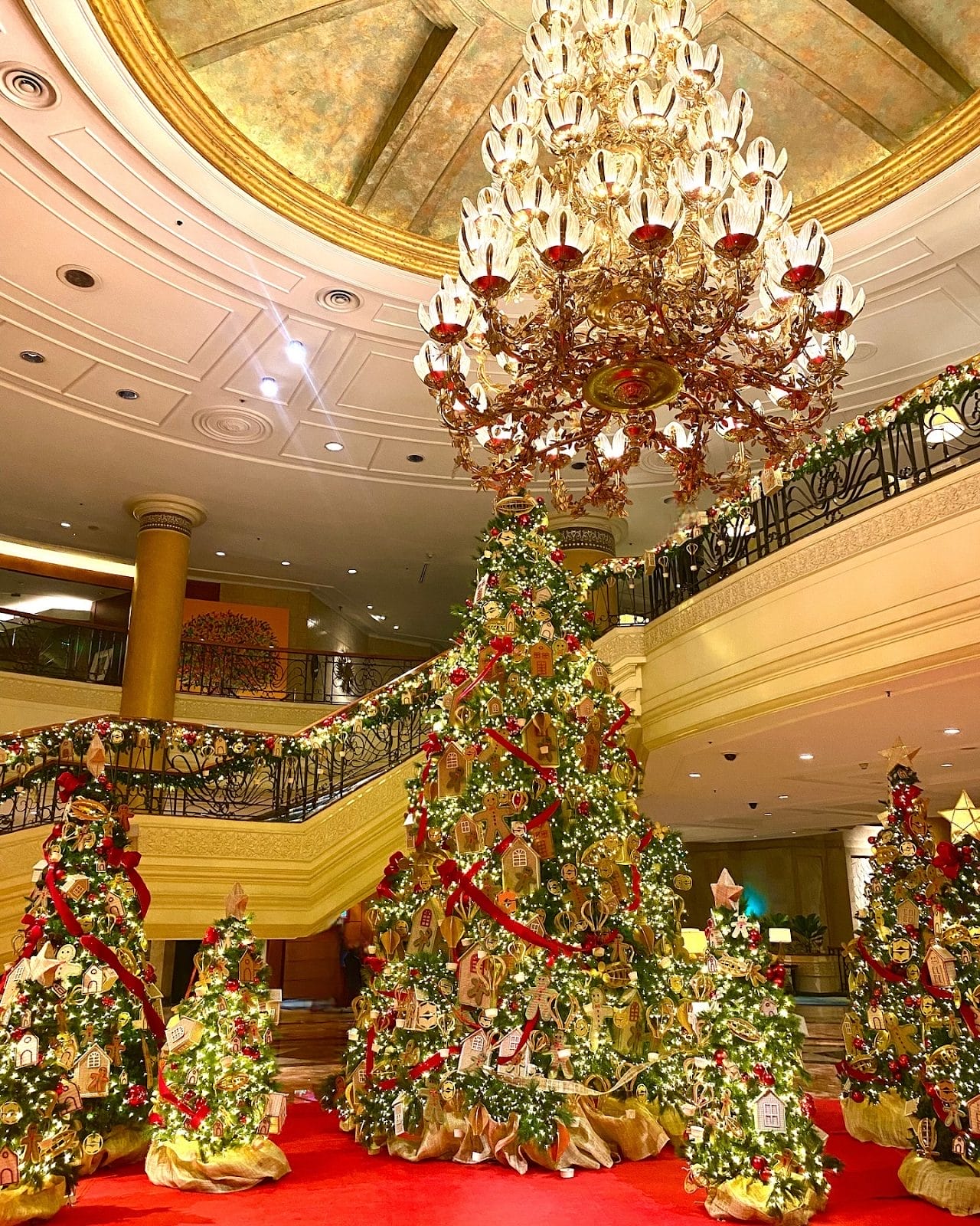 Best Christmas hotels Manila