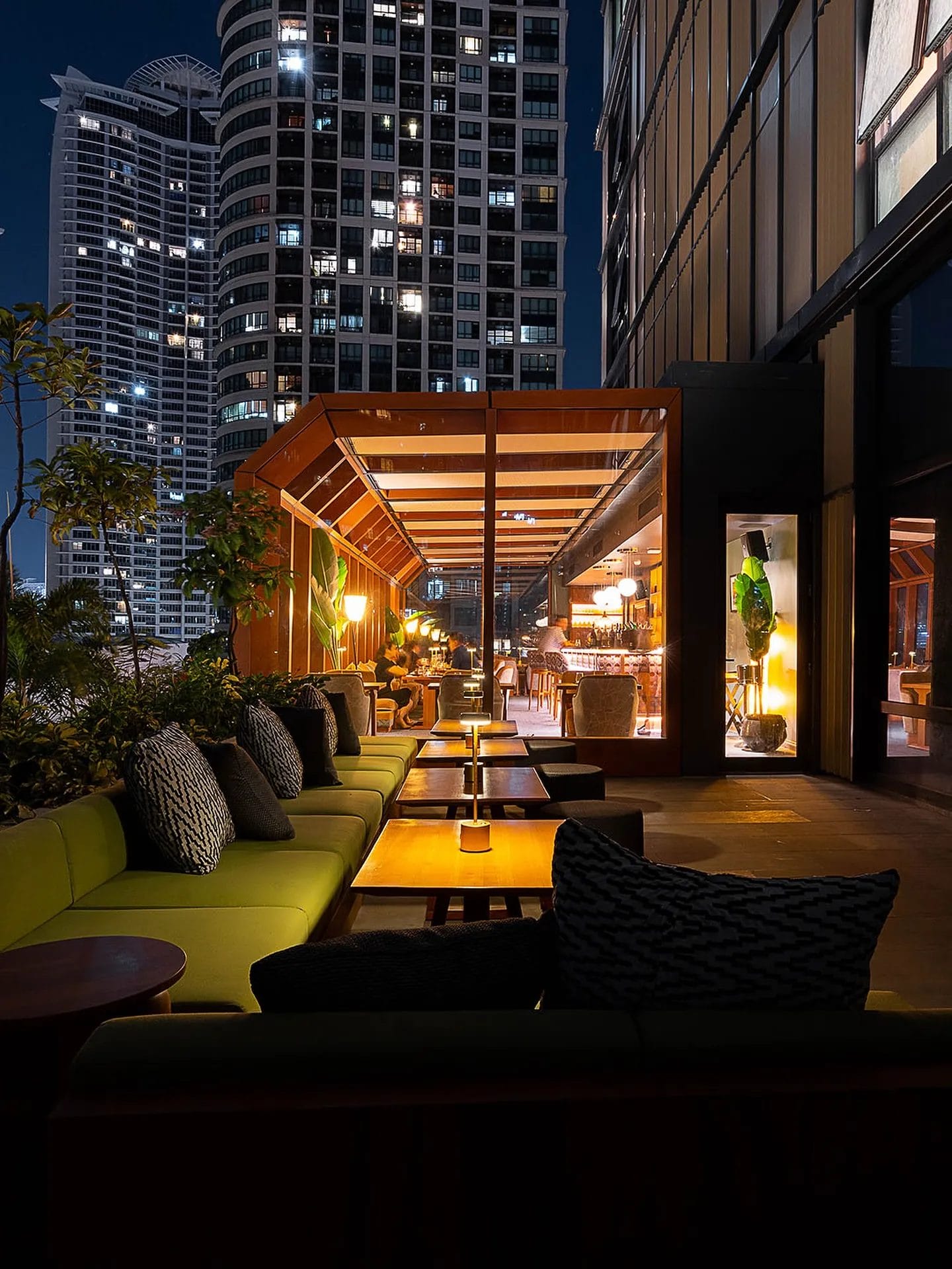 anniversary date spots Makati