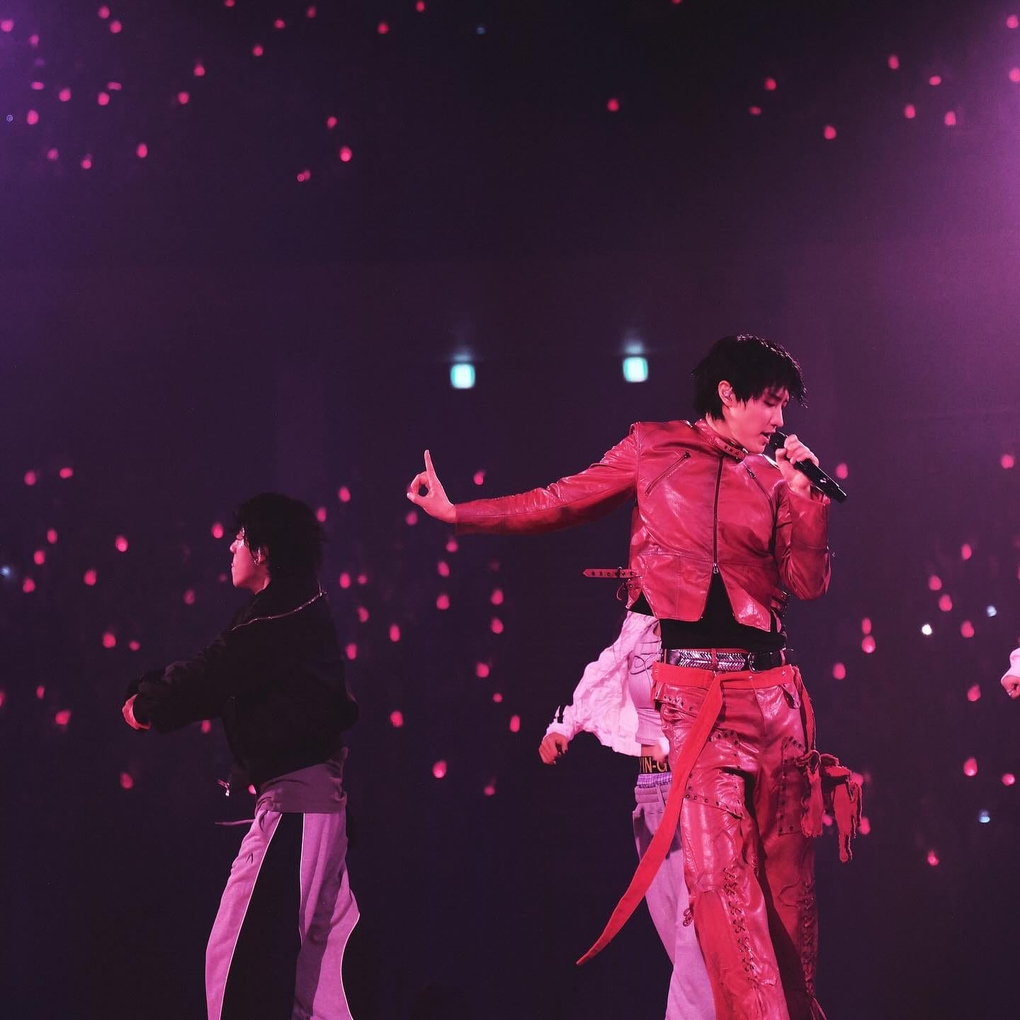 WOODZ: Archive. 1’ World Tour