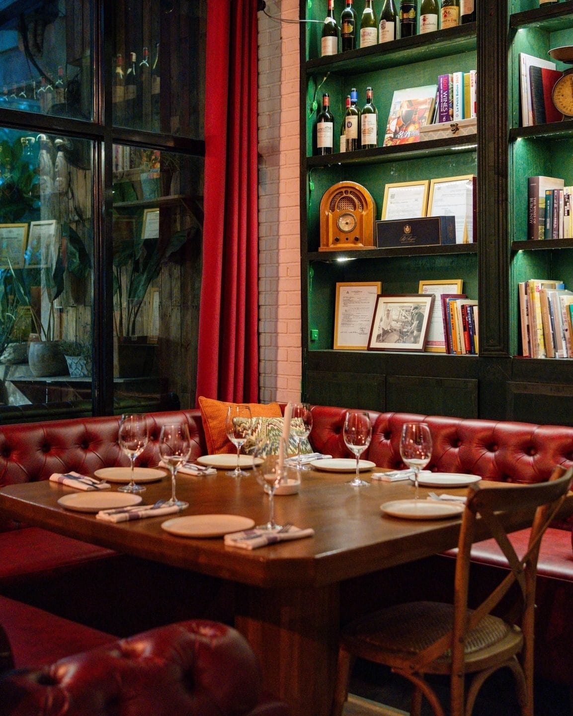 anniversary date spots Makati